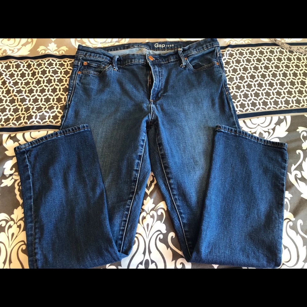 Gap crop jeans